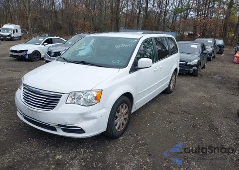 2015 Chrysler Town & Country Lx from USA, damaged, VIN 2C4RC1AG3FR665313